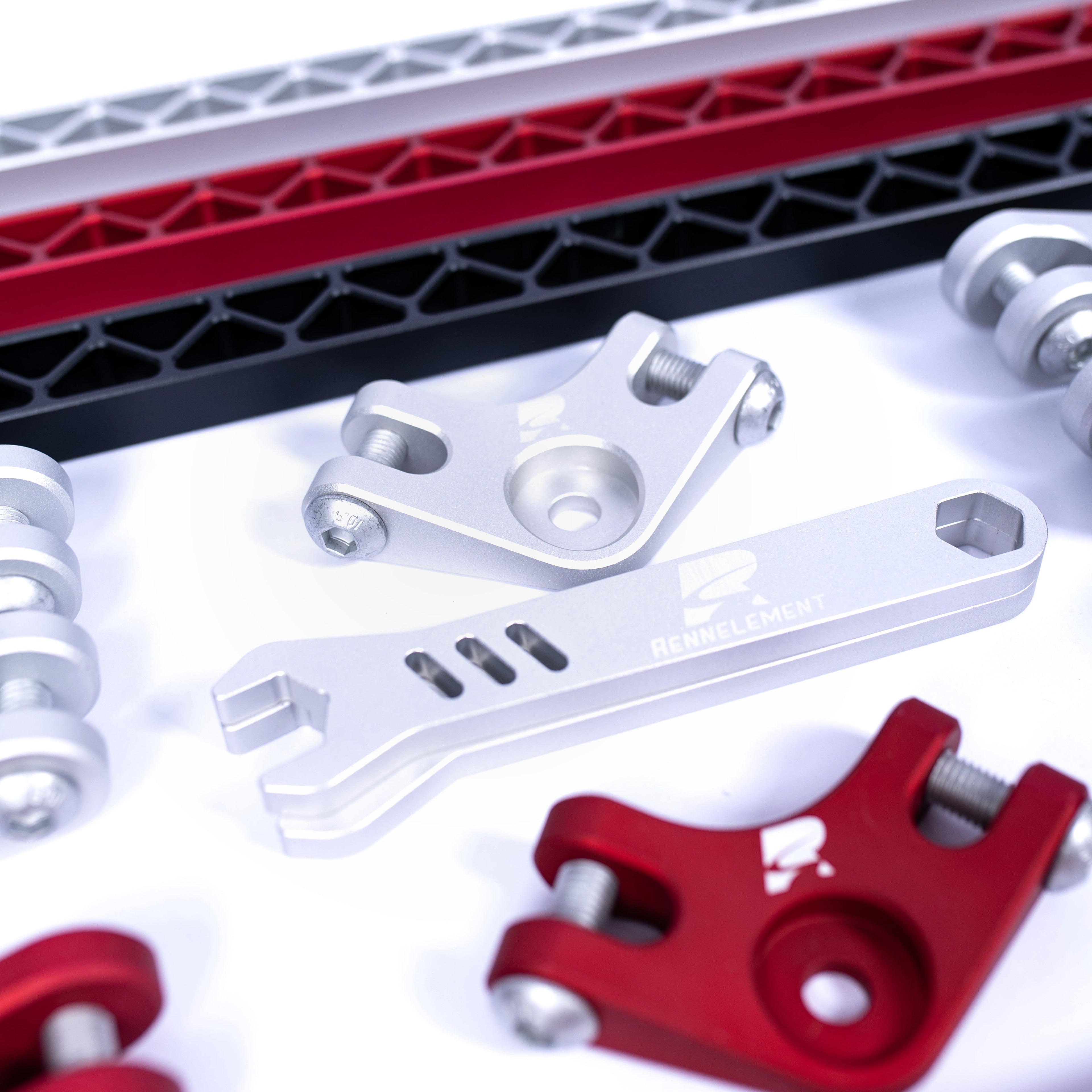 Rennelement RE-1 G8X Billet Aluminum Front Strut Brace – BMW M3 / M4 (G80/G82) + M2 (G87)