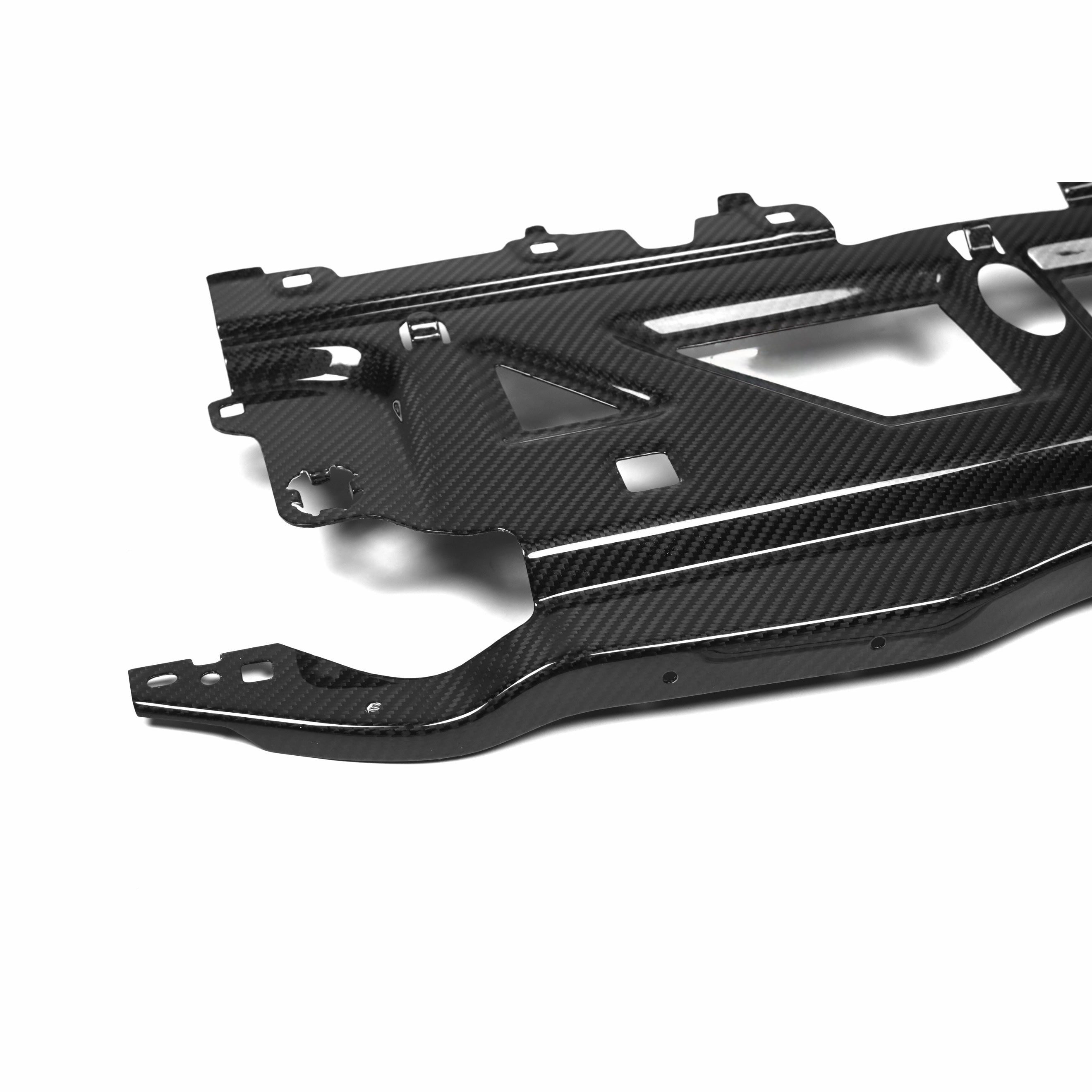 G8X Dry Carbon Fiber Cooling Shroud